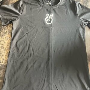 DEUCE LIGHTWEIGHT PERFORMANCE SHIRT | BLACK